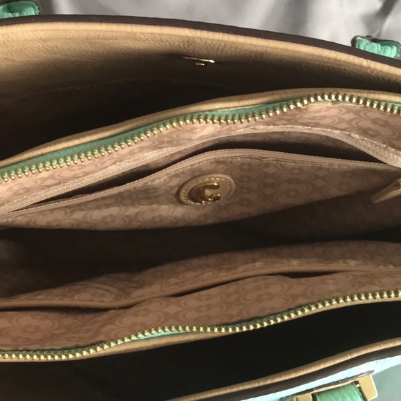 Aqua Purse with lots of compartments. Approx 10”tall x16wide - Picture 2 of 5